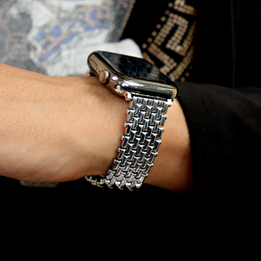 【シルバークラウン】ステンレスメッシュメタルバンド【アップルウォッチ】