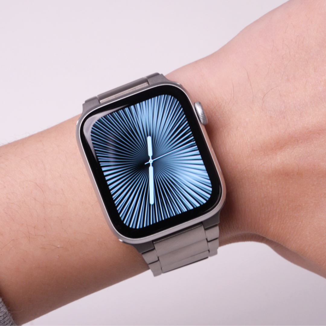 [4 colors available] Classic magnetic titanium band [Apple Watch]