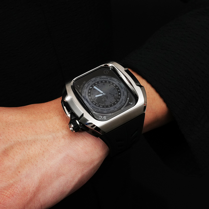 【スウェーデン生まれ】ハイエンドケース一体型バンド【Y24（ワイトゥエンティーフォー）】