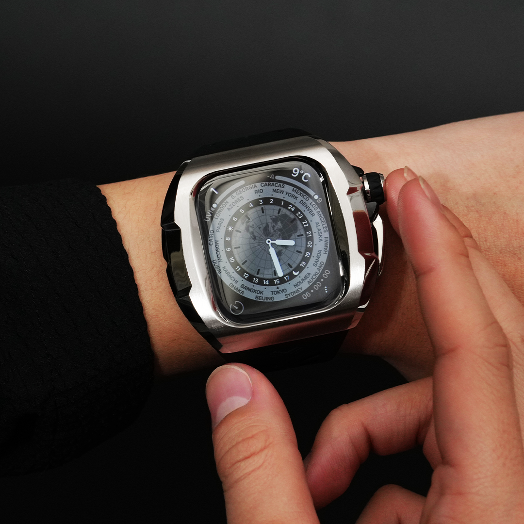 【スウェーデン生まれ】ハイエンドケース一体型バンド【Y24（ワイトゥエンティーフォー）】