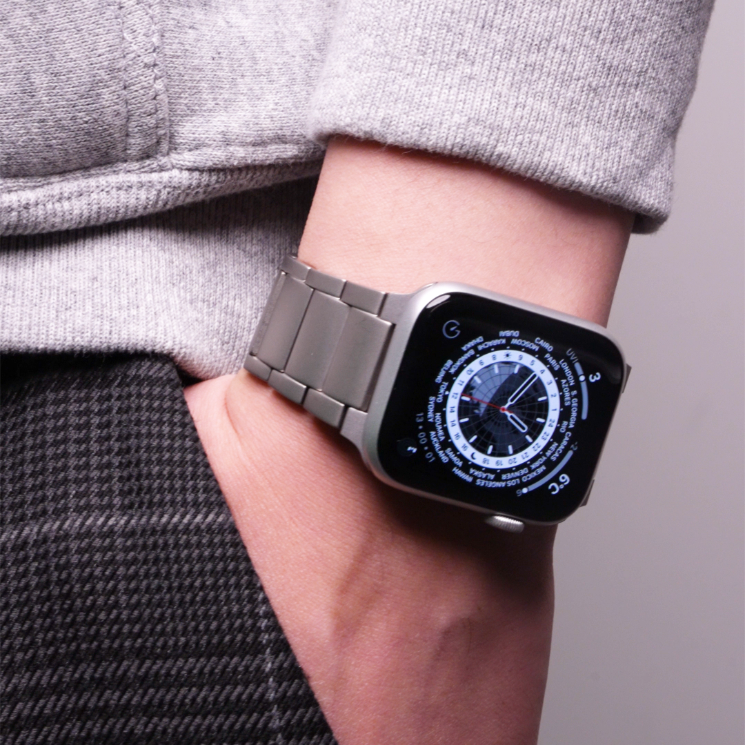 [4 colors available] Classic magnetic titanium band [Apple Watch]