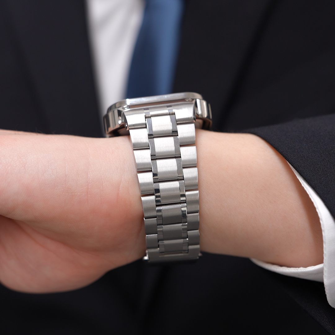 [5 colors available] Tough stainless steel case with integrated band [Apple Watch]