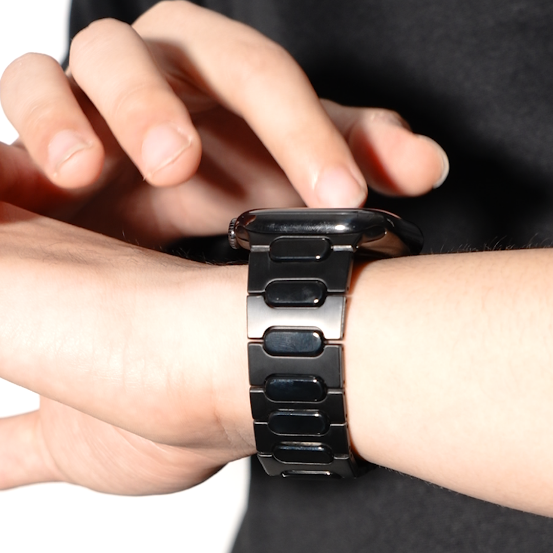 [Black Shine] Black Link Titanium Band [Apple Watch]
