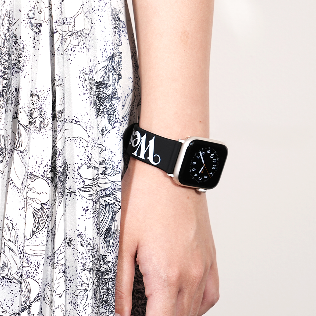 大胆ロゴ】ヴィヴィアン・ラバーバンド【Vivienne Westwood】 – Apple 大胆ロゴ】ヴィヴィアン・ラバーバンド【Vivienne Westwood】 – Apple