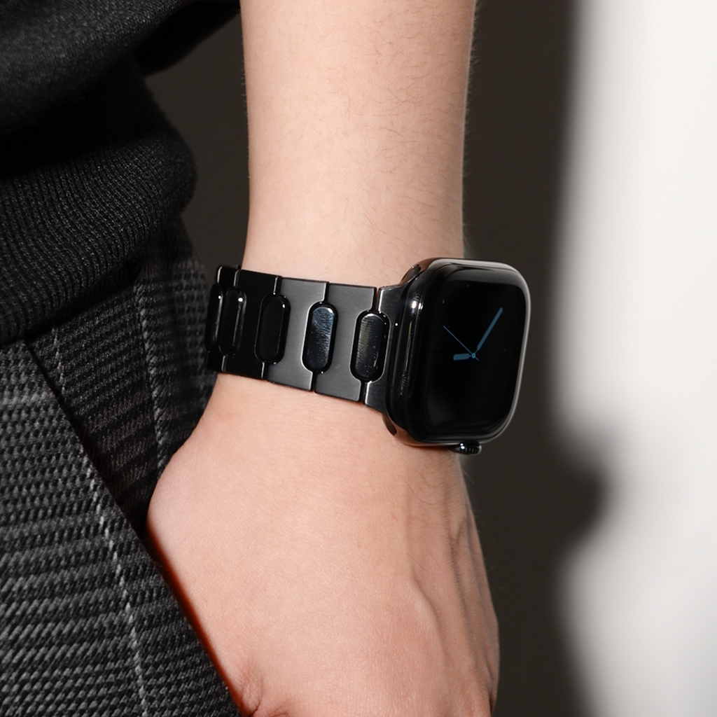 [Black Shine] Black Link Titanium Band [Apple Watch]