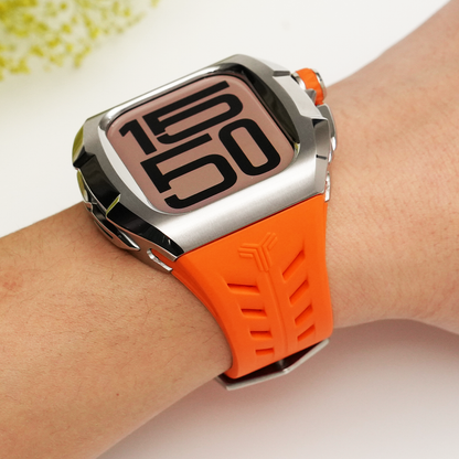 【スウェーデン生まれ】ハイエンドケース一体型バンド【Y24（ワイトゥエンティーフォー）】