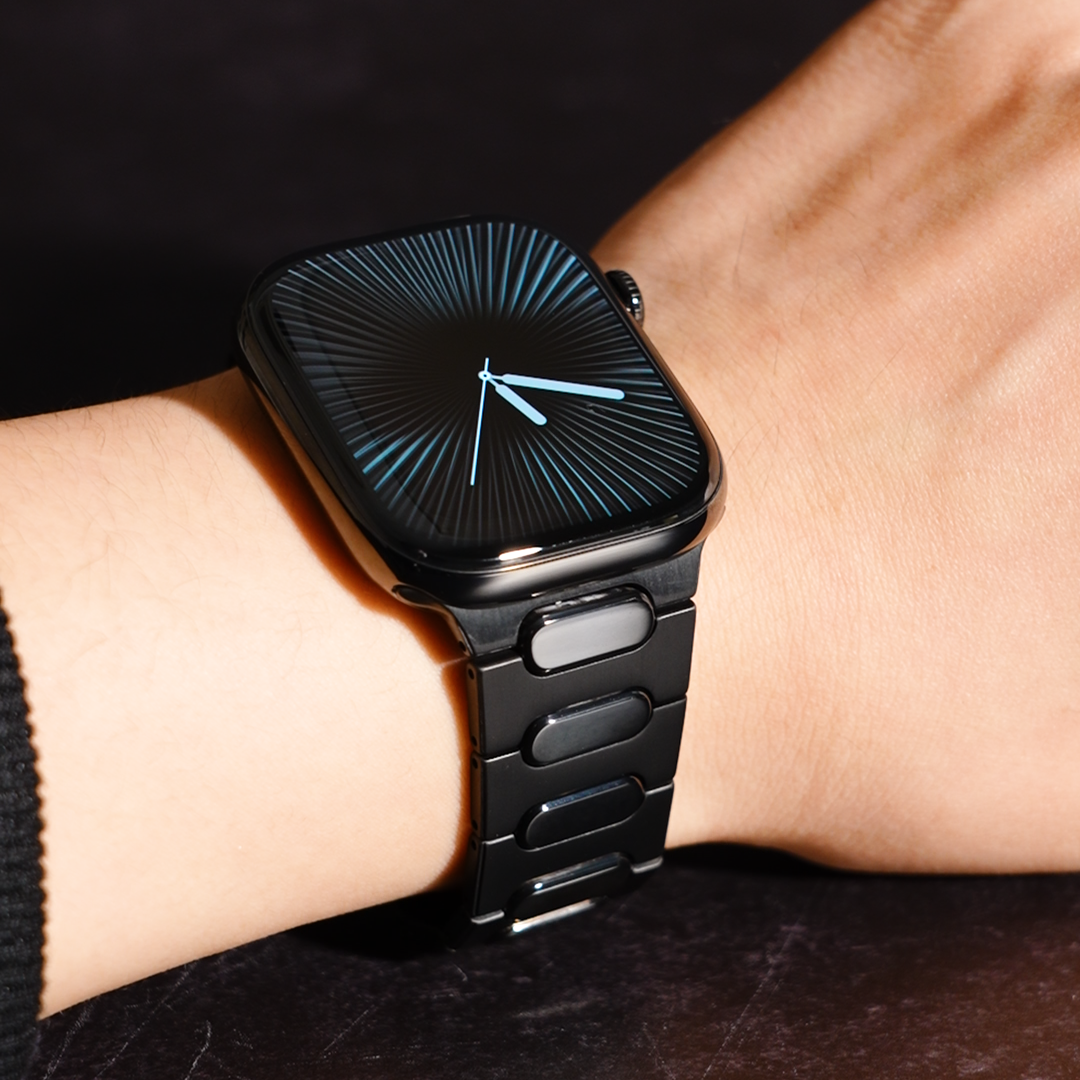 [Black Shine] Black Link Titanium Band [Apple Watch]