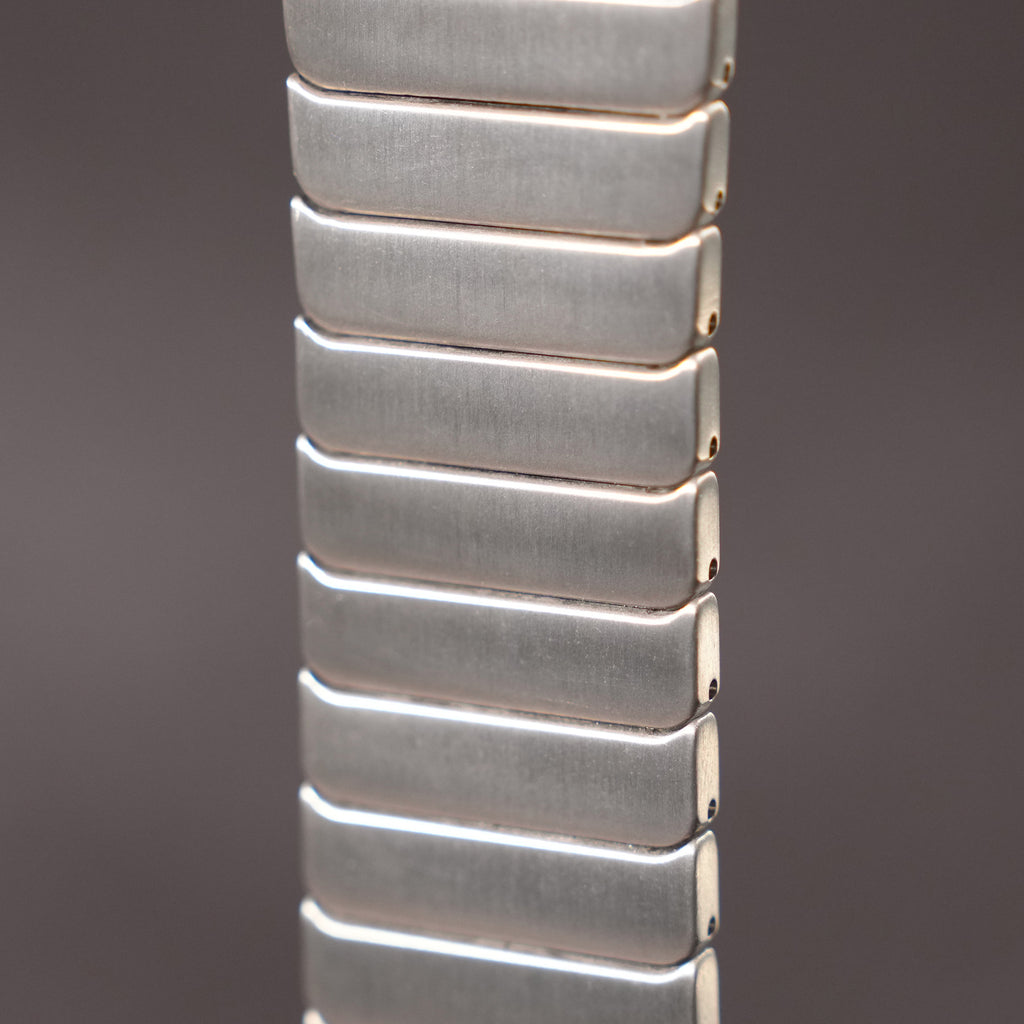 [Minimalist Design] Magnetic Bamboo Titanium Band [Apple Watch]