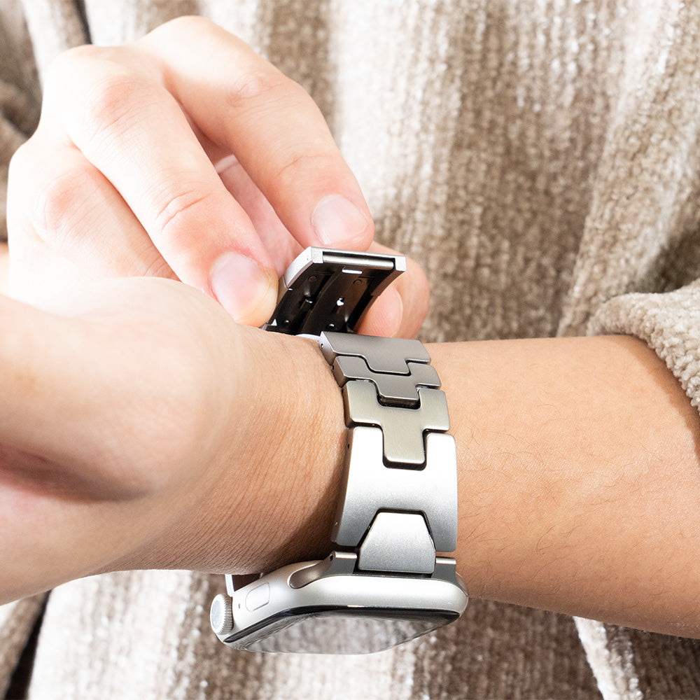 【最新デザイン】モダンカットステンレスバンド【アップルウォッチ】