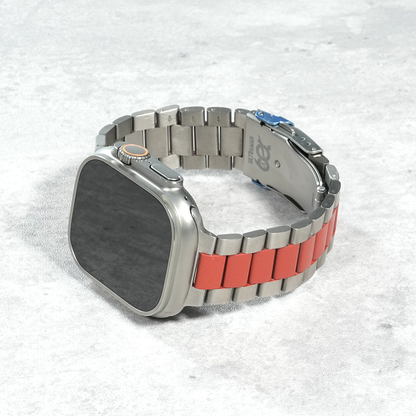 【ウルトラマン60周年記念】ウルトラマンモデル【アップルウォッチバンド】