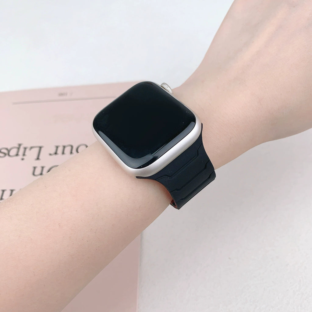 [Easy to attach with magnets] Link Pattern Magnetic Band [Apple Watch]