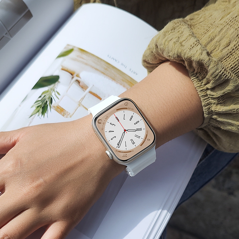 【夏を彩る】ポップカラースポーツバンド【アップルウォッチ】