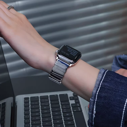 【シルバークラウン】カレイドリンクメタルバンド【アップルウォッチ】