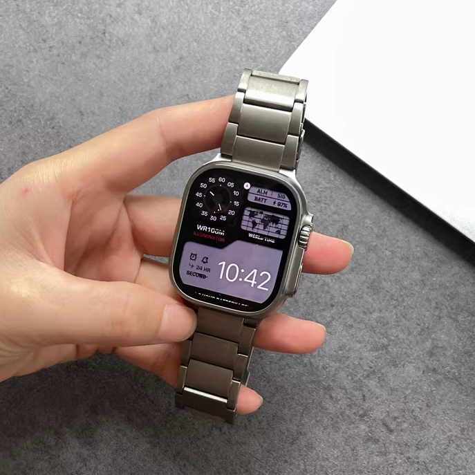 [4 colors available] Classic magnetic titanium band [Apple Watch]