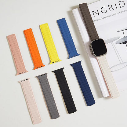 [15 colors available] Leather texture magnetic silicone band [Apple Watch]