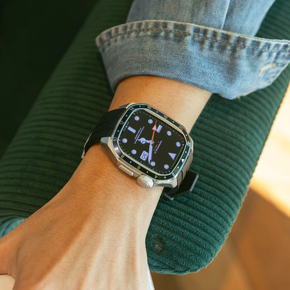 【Series10/11専用】プレミアムベゼルシリコンバンド【アップルウォッチ】