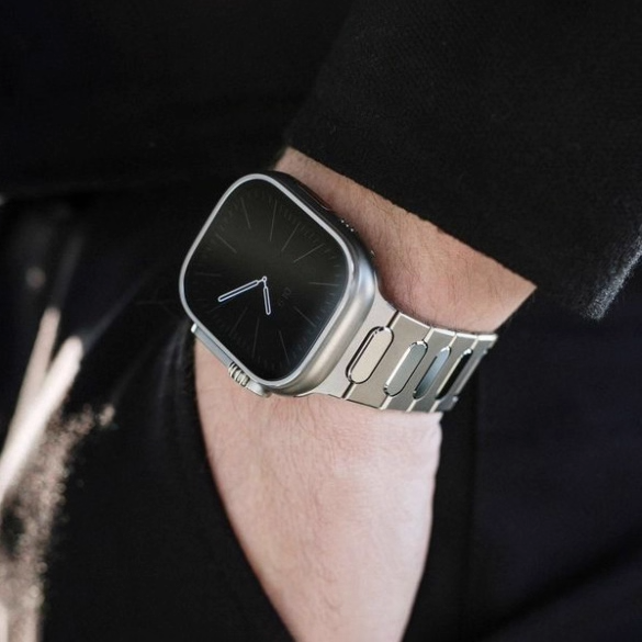 [Impressive presence] Circle Link Titanium Band [Apple Watch]