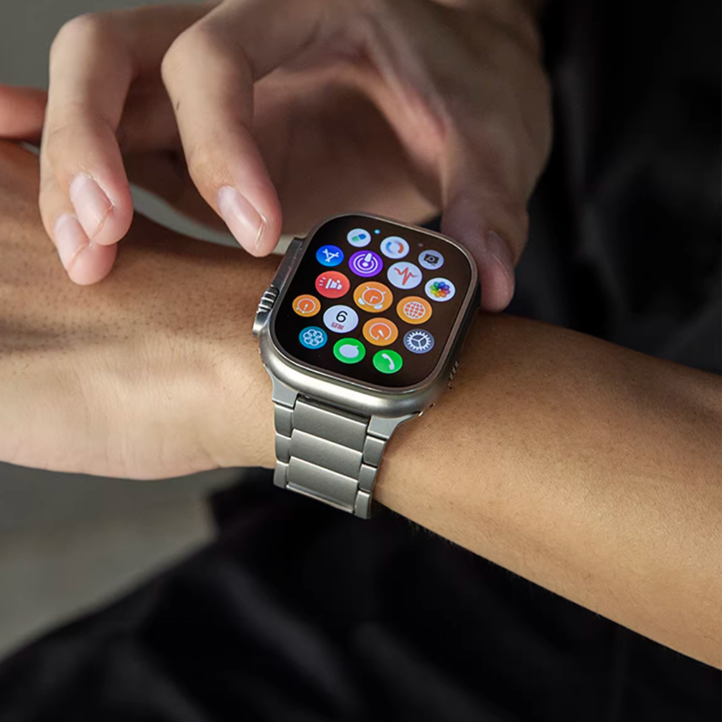 [4 colors available] Classic magnetic titanium band [Apple Watch]