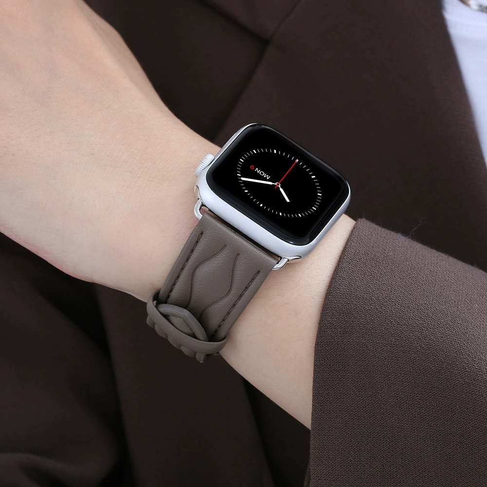 【秋の装いに】ウィーブステッチレザーバンド【アップルウォッチ】