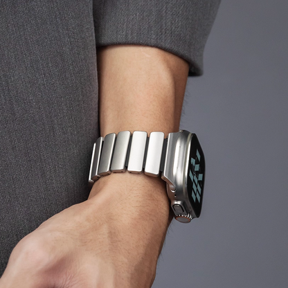 【新感覚デザイン】ツイストラバーチタンバンド【アップルウォッチ】