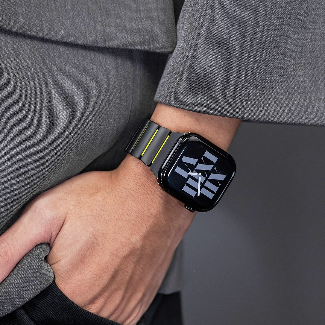 【新感覚デザイン】ツイストラバーチタンバンド【アップルウォッチ】