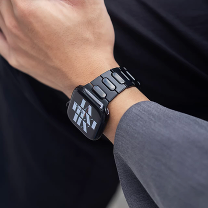 【黒の輝き】ブラックリンクチタンバンド【アップルウォッチ】