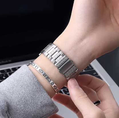 【シルバークラウン】スクエアリンクメタルバンド【アップルウォッチ】