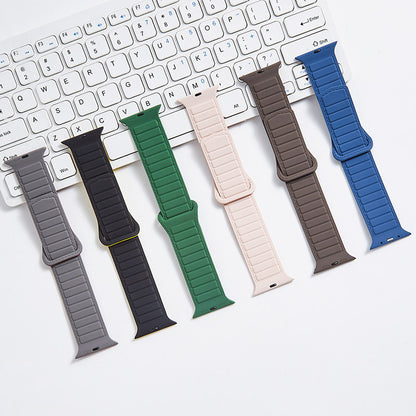 [15 colors available] Leather texture magnetic silicone band [Apple Watch]