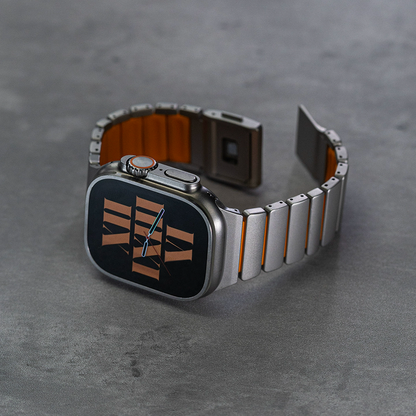 【新感覚デザイン】ツイストラバーチタンバンド【アップルウォッチ】