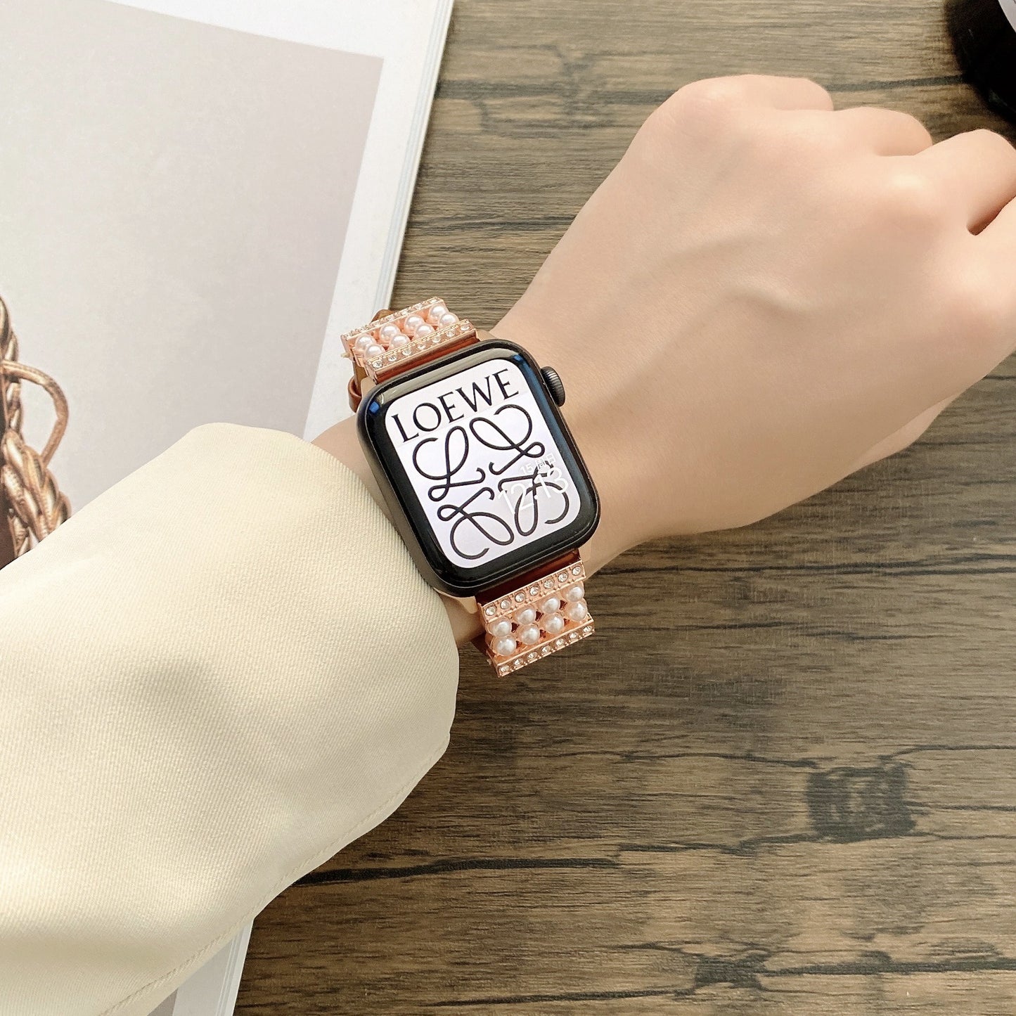 【大人のきらめき】パールアクセントレザーバンド【アップルウォッチ】