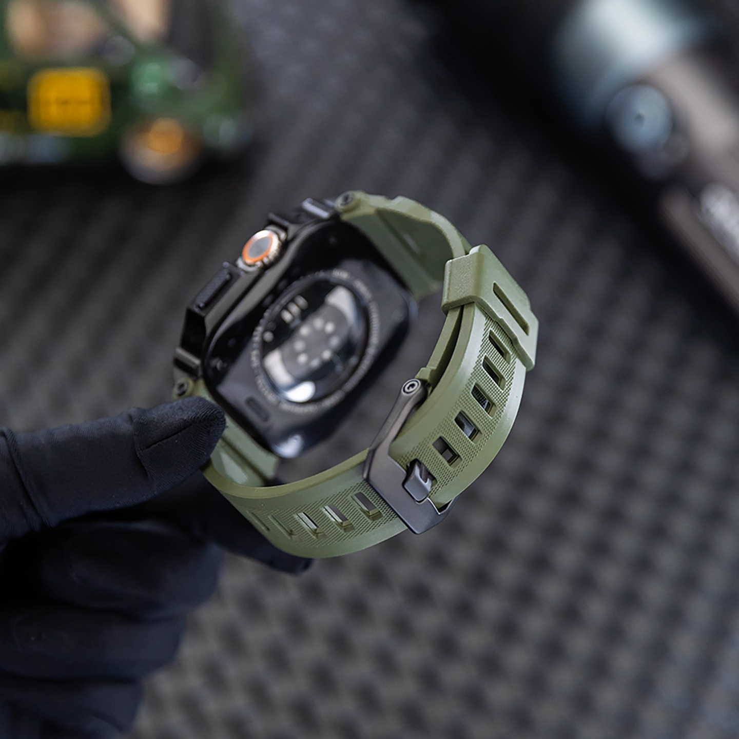 【Ultra専用モデル】メカニカルガードケースバンド【アップルウォッチ】