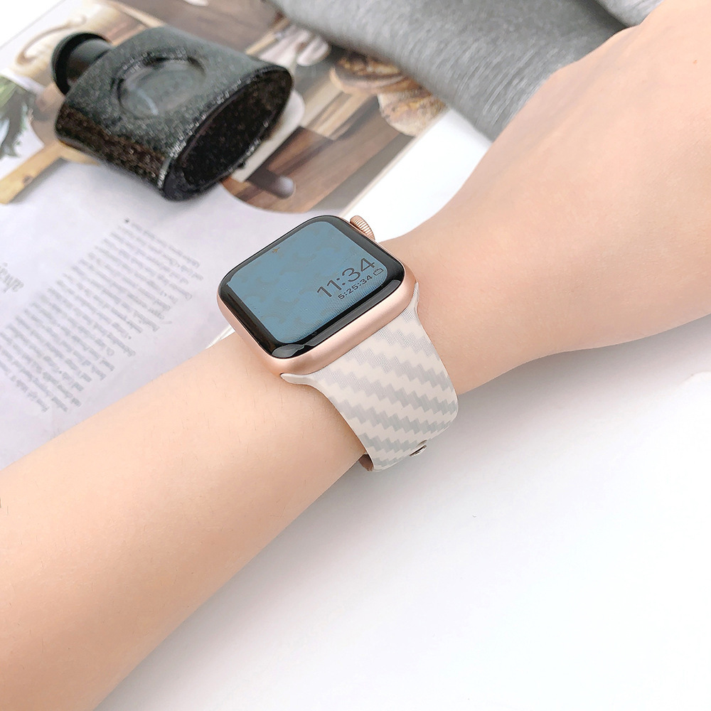 【上質スポーティー】カーボンパターンシリコンバンド【アップルウォッチ】