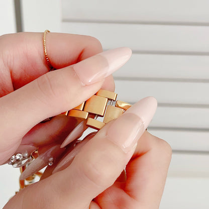 【レディースラグジュアリー】ジュエリーチェーンメタルバンド【アップルウォッチ】