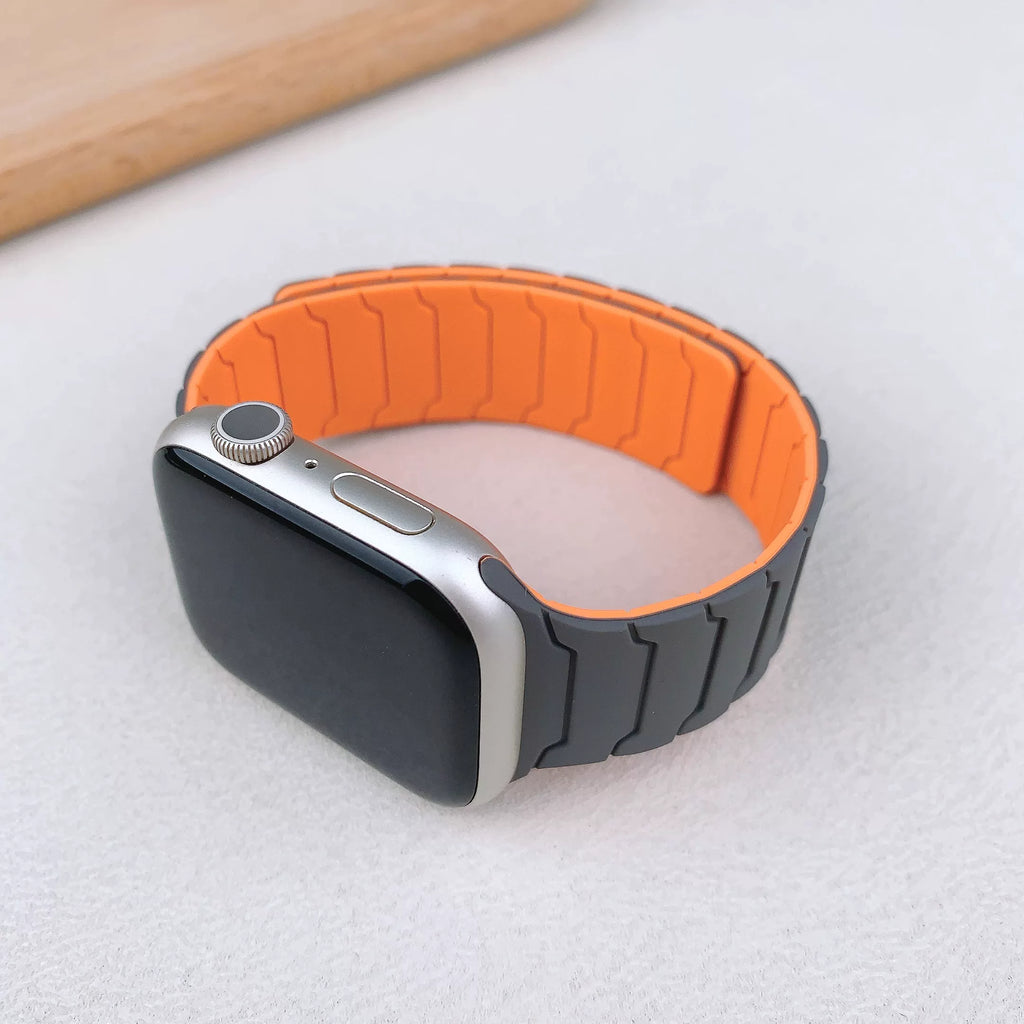 [Easy to attach with magnets] Link Pattern Magnetic Band [Apple Watch]