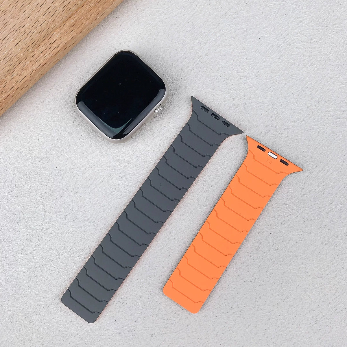 [Easy to attach with magnets] Link Pattern Magnetic Band [Apple Watch]