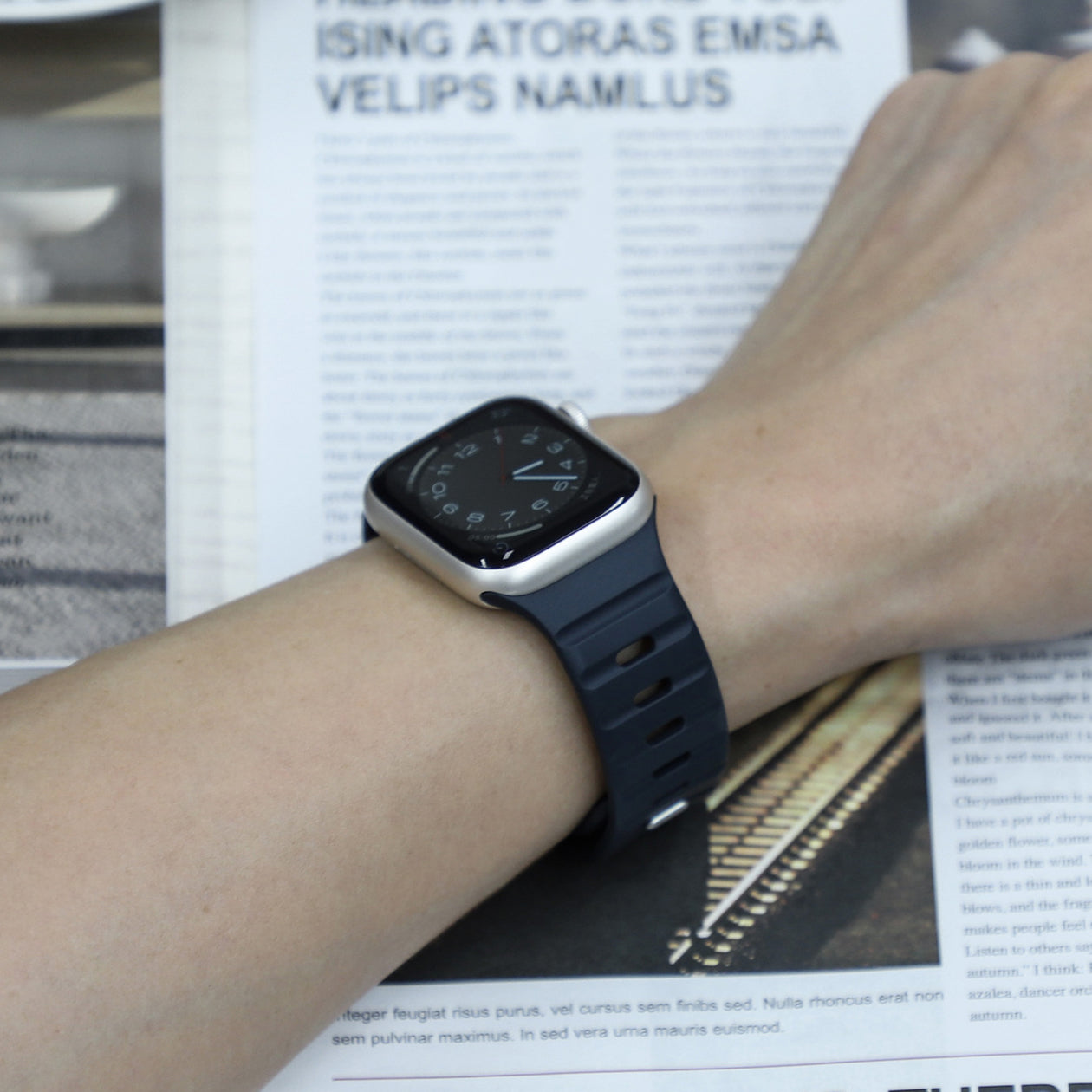 【磁力で快適フィット】ダブルロックマグネットバンド【アップルウォッチ】