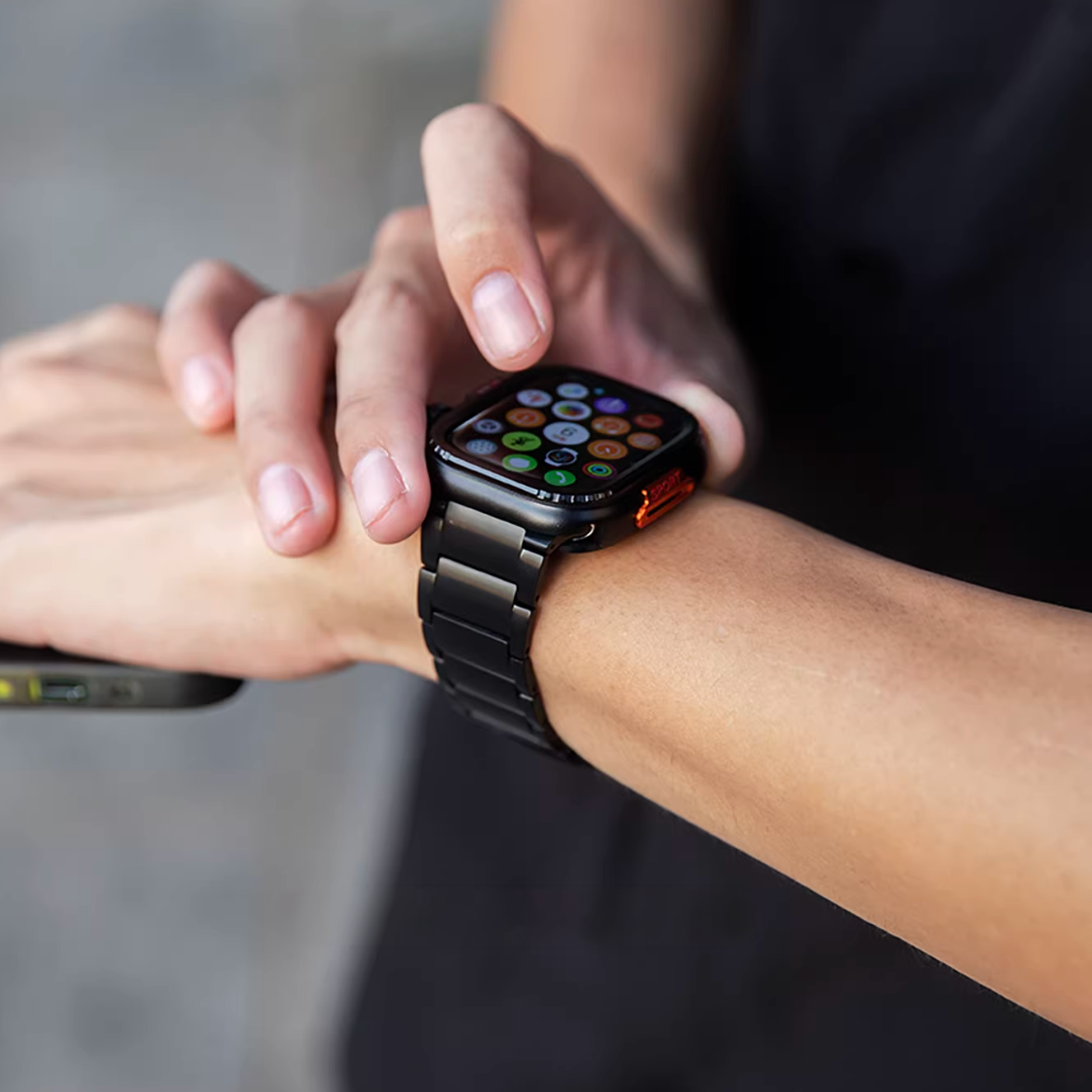 【全4色】クラシックマグネットチタンバンド【アップルウォッチ】