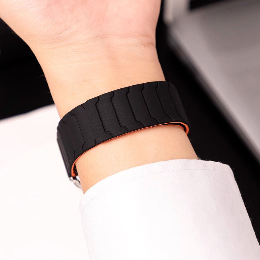 [Easy to attach with magnets] Link Pattern Magnetic Band [Apple Watch]