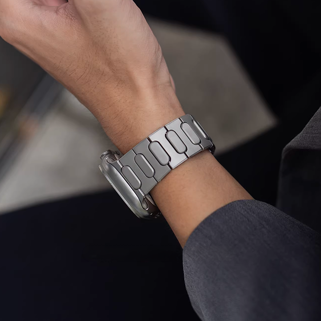 [Impressive presence] Circle Link Titanium Band [Apple Watch]