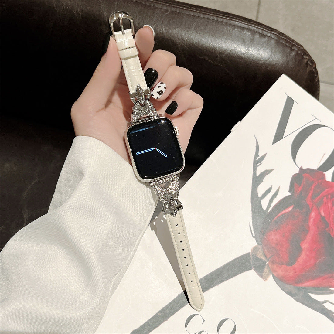 【可憐な蝶々】バタフライスリムレザーバンド【アップルウォッチ】