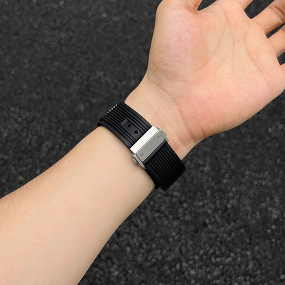 【目玉商品】メタルアクセントシリコンバンド【アップルウォッチ】