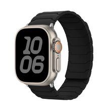[Easy to attach with magnets] Link Pattern Magnetic Band [Apple Watch]
