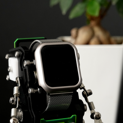 [3 types available] Robot-shaped Apple Watch stand [ROBOTOYS]