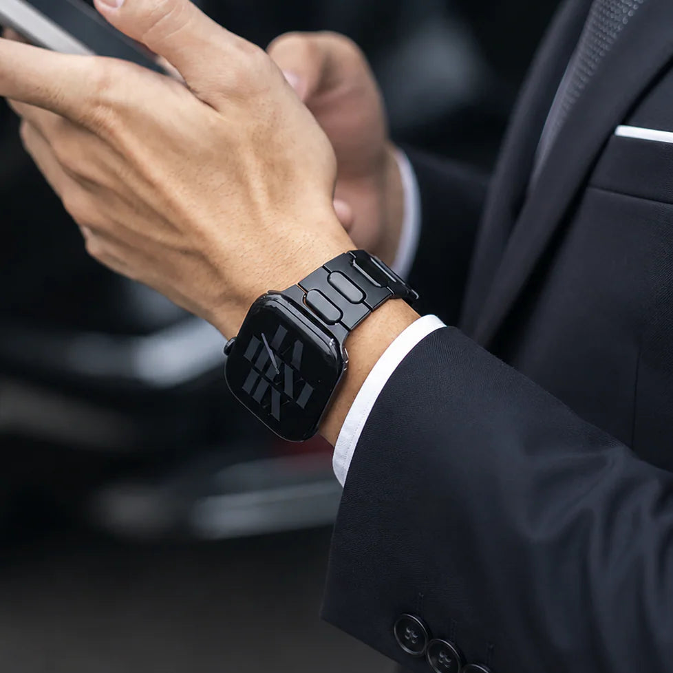[Black Shine] Black Link Titanium Band [Apple Watch]